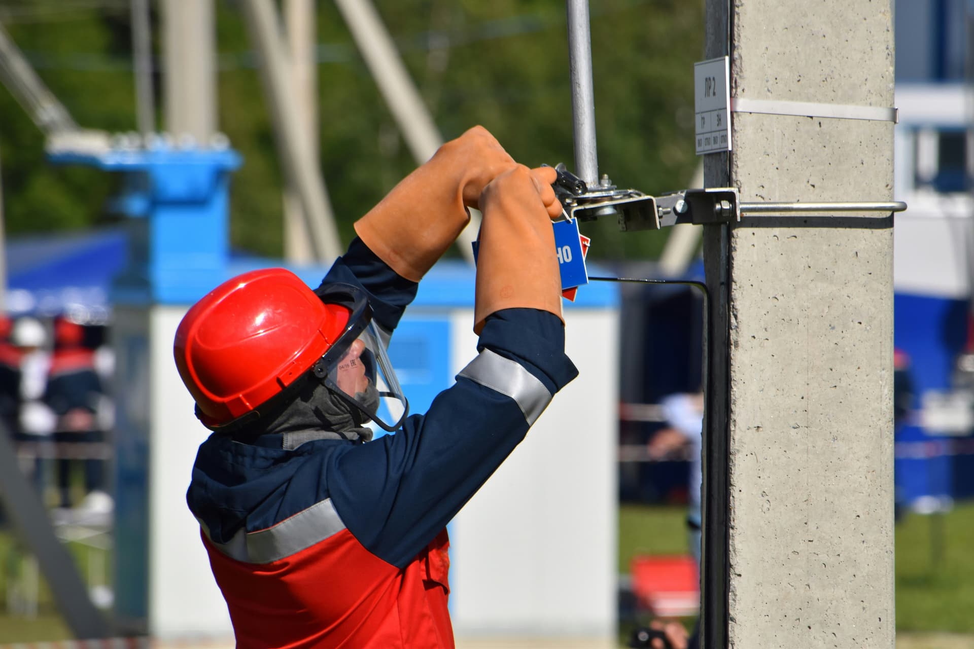 Everything Electrical Sydney 24/7 Emergency electricians Available now
